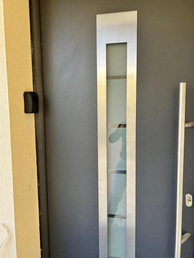 Appartement F3 ,2 Bedrooms With Parking Aeroport Orly A 20Mn Saint-Michel-sur-Orge Kültér fotó